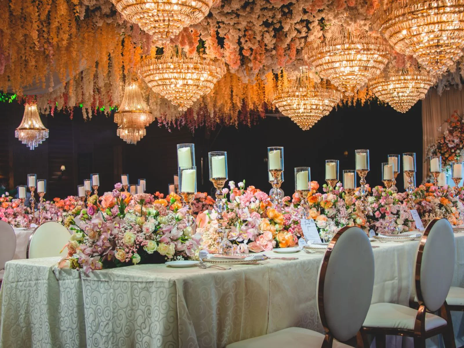 Almas Receptions draped ceiling and tables