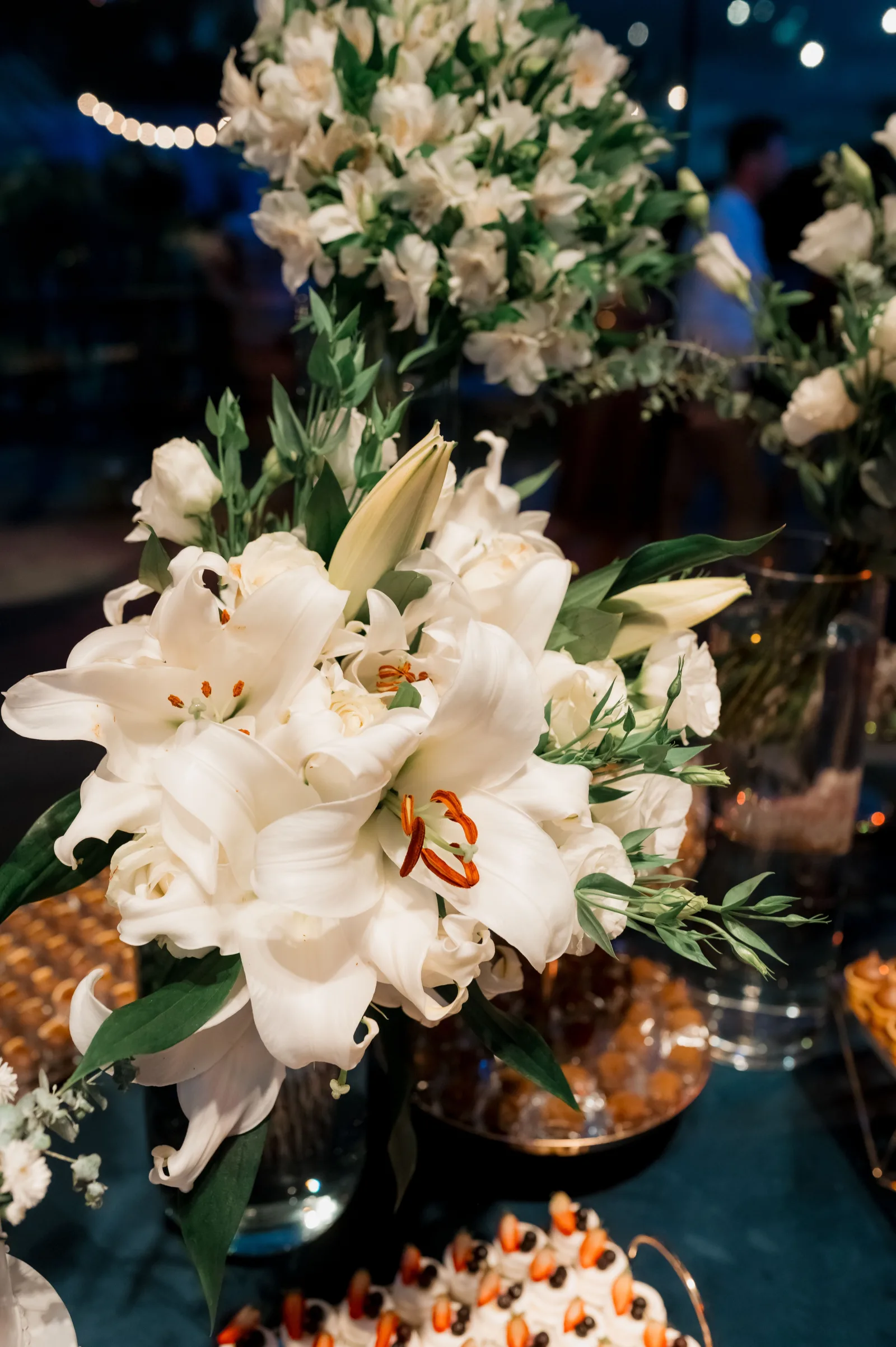 White Lily Grace flowers